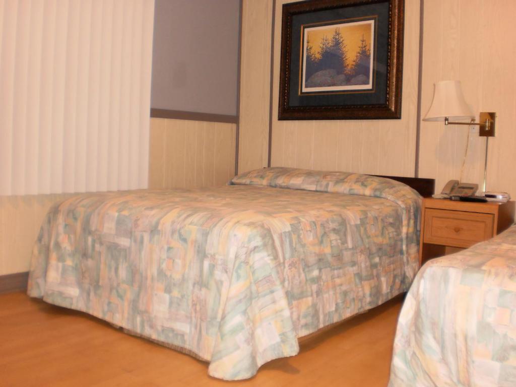 Springmount Motel Owen Sound Room photo